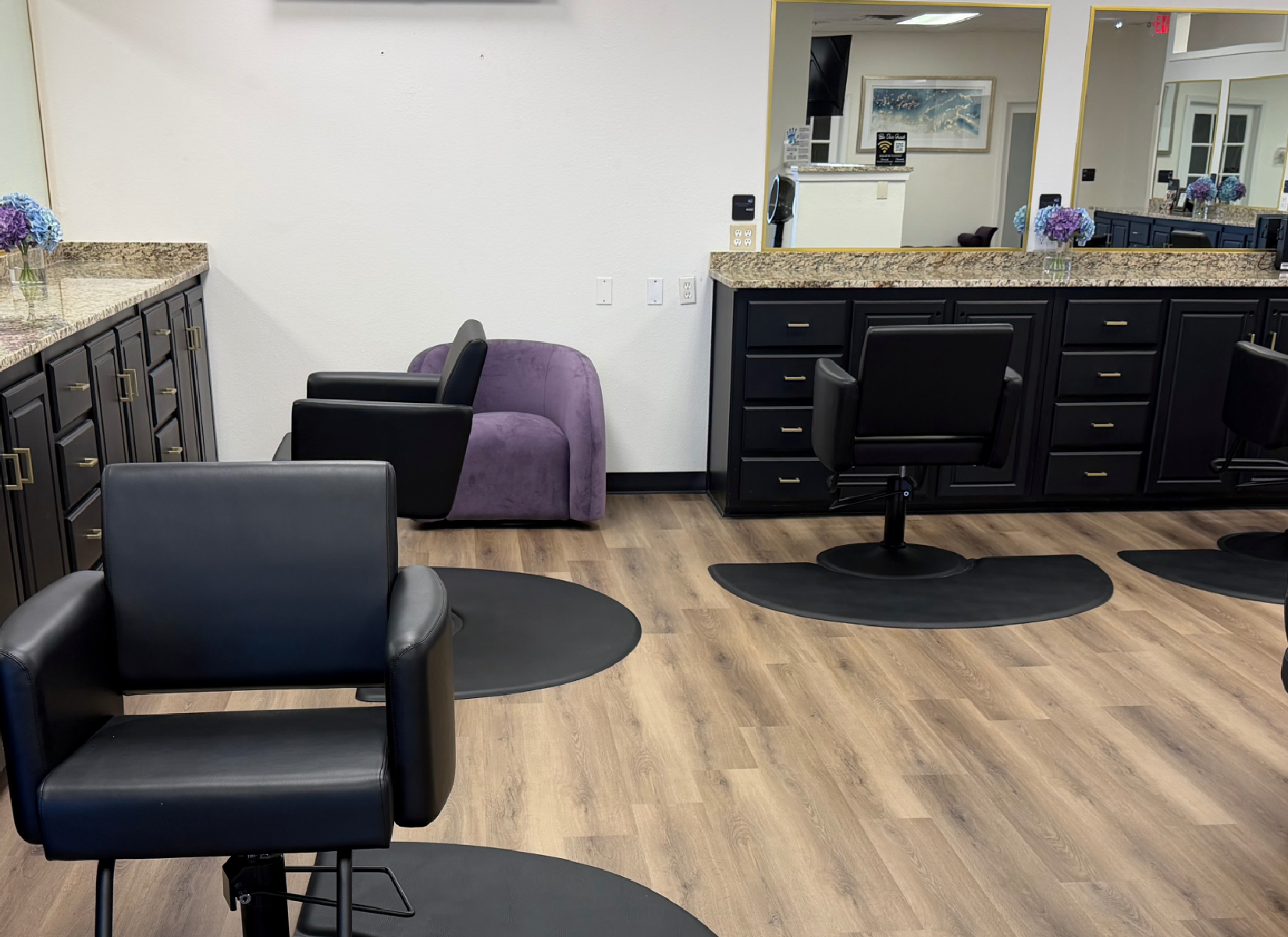 Crystal Luxe Salon Suites